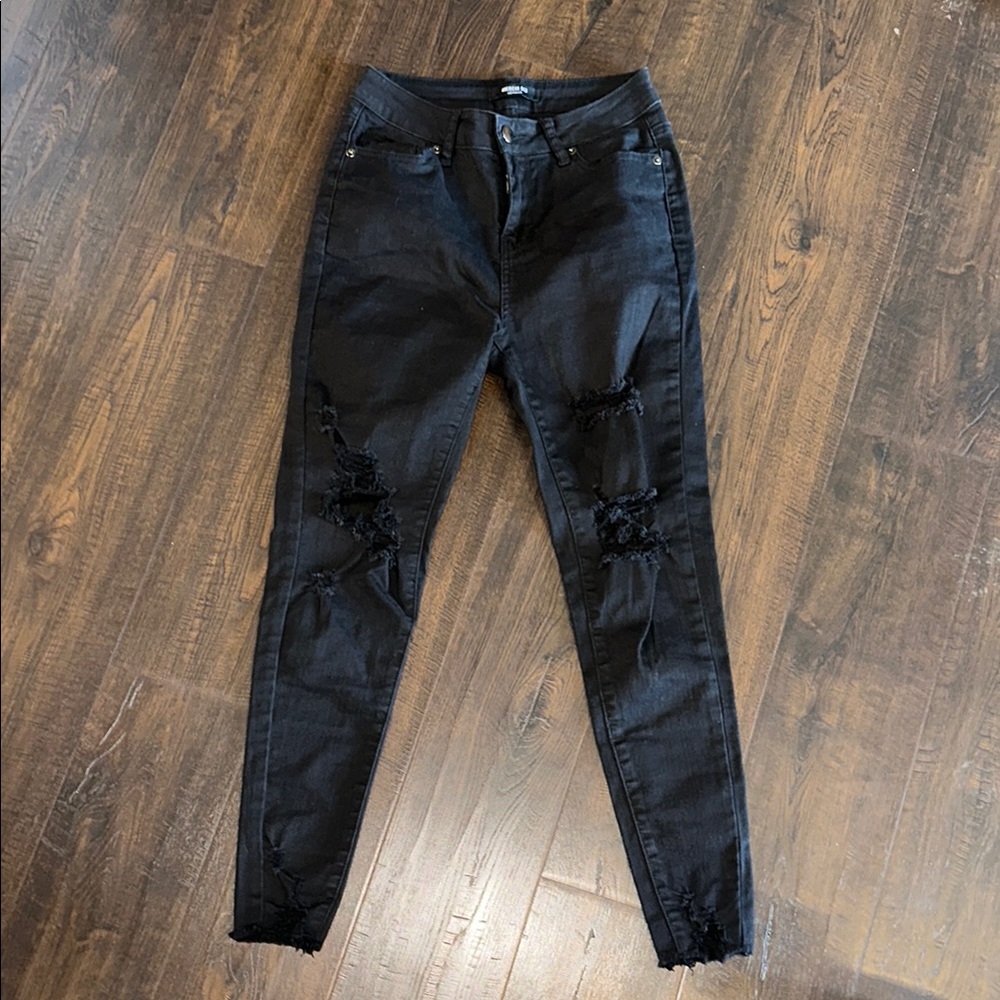 Black Distressed Women's Jeans